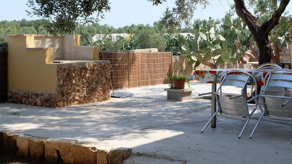 Oasi San Pio Apartment Porto Cesareo Exterior photo